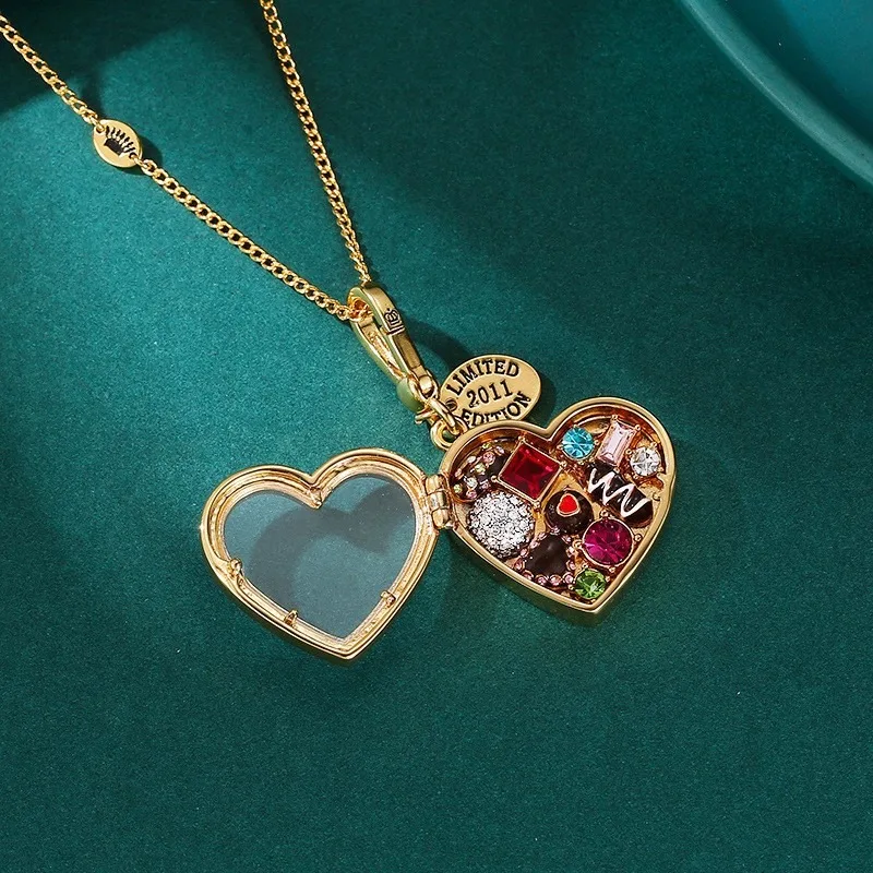 Open Love Chocolate Box Pendant Premium Design Heart Jewelry Sweater Pendant