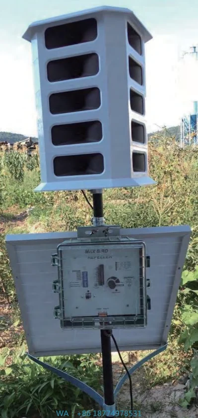 s and Replaceable Sound Chip Card for Big Farm and Garden20 Speakers Solar Panel Battery Bird Repeller with 8 Sound