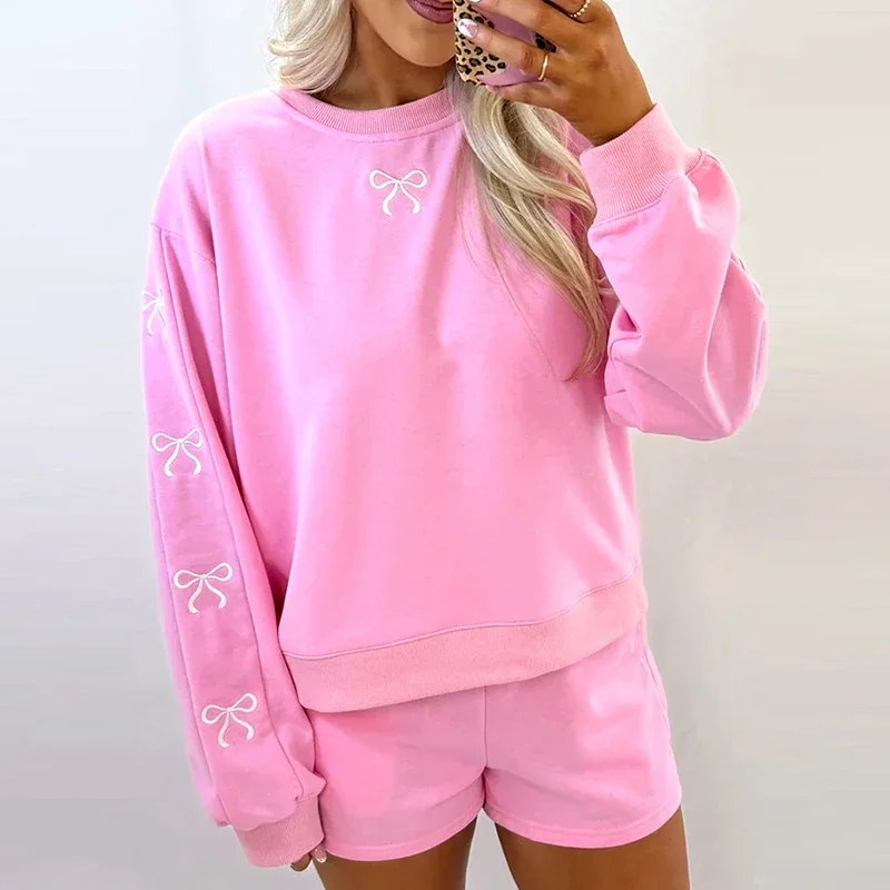 

Новая мода дизайн вышивки с круглым вырезом и длинными рукавами, толстовка и шорты, комплект, женская повседневная эстетичная спортивная одежда, женский комплект из двух предметов