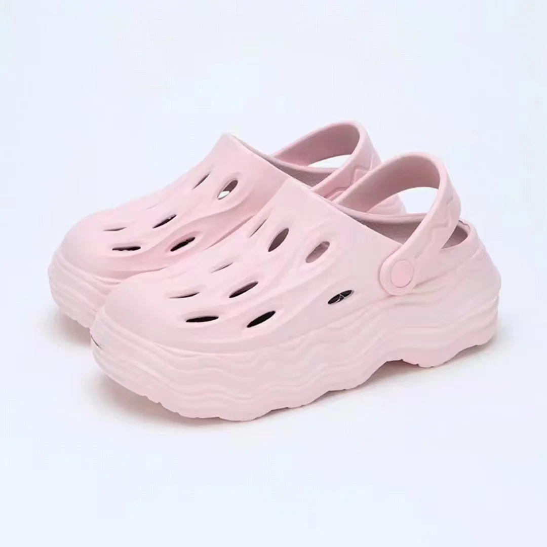 2024 New Summer Women Sandals Hole Shoes Girl Beach Shoes EVA Light Classic Nursing Clogs Hospital Women Work Medical Sandals