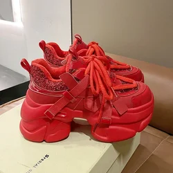 Damskie Bling czerwone masywne trampki zimowe wysoka podeszwa ciepłe futrzane buty damskie kliny na co dzień buty dla taty skórzane sportowe trampki 8CM
