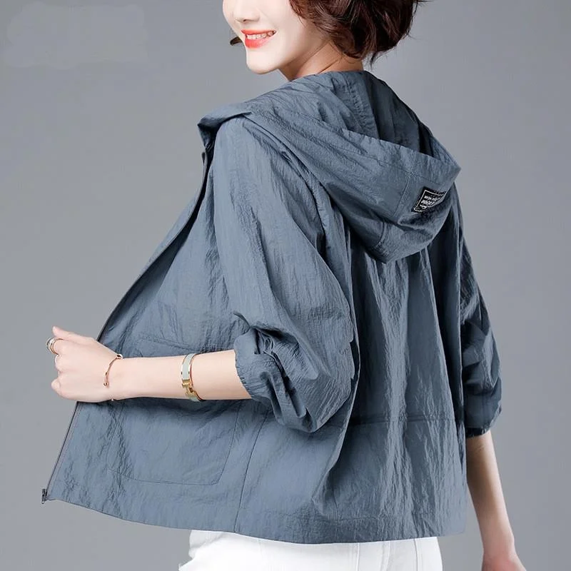 Short Women's Lightweight Breathable Sun Protection Jacket Loose Fit Versatile Comfortable Outdoor Clothing for Couples