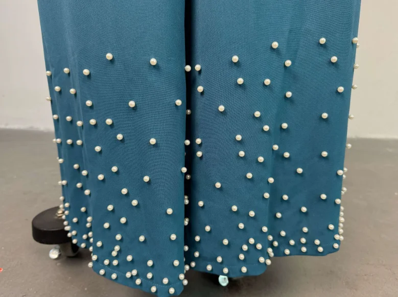 Damen-Sets, frische und süße Hosen-Outfits, 2022, Frühjahr/Sommer, neues Set mit Rundhalsausschnitt, Laternenärmeln, Oberteil und Perlen-Hosen mit weitem Bein