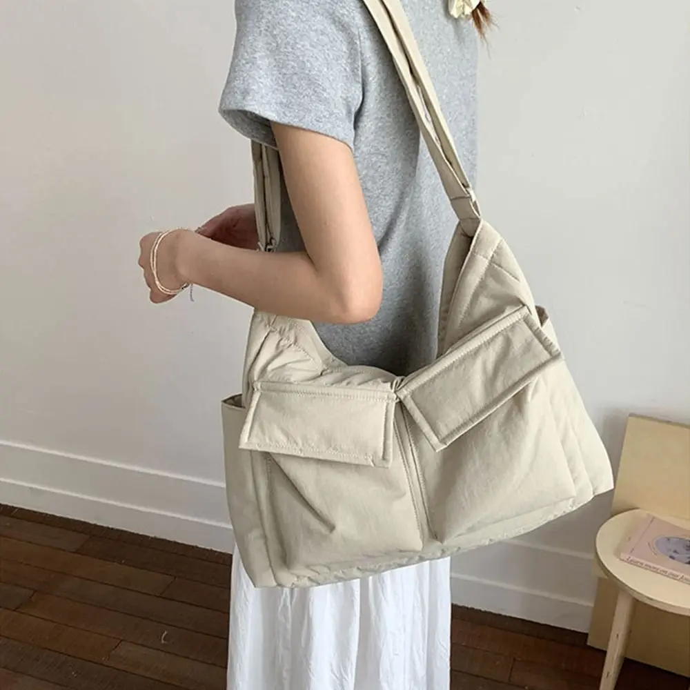

Fashion Chic Slant Cross Tote Bags Nylon Leight Weight Single Shoulder Bag Teenager Commuting Messenger Bags Spring Summer