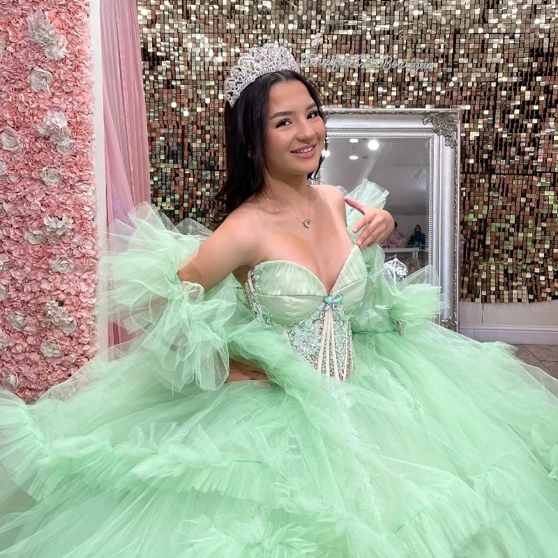 النعناع الأخضر فساتين Quinceanera الأميرة خرز كريستالي المتدرج تول فساتين حفلات عيد ميلاد الحلو vestidos de 15 Anos مخصص