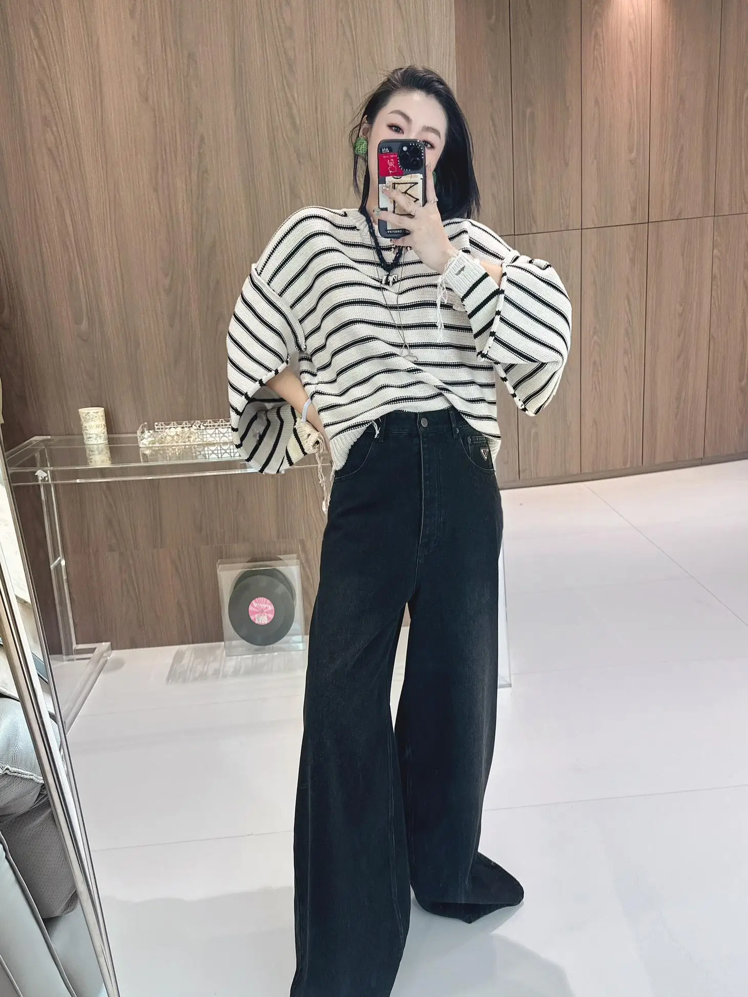 

Early Spring High Waist Wide Leg Black Faded Denim Jeans Slimming Long Leg Effect Versatile High Waist Straight Leg Trousers