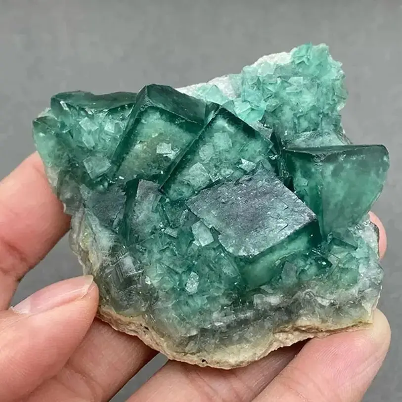 

Natural Crystal Green Fluorite Mineral Specimen Cluster Stone And Healing Crystals Home Decoration Gift