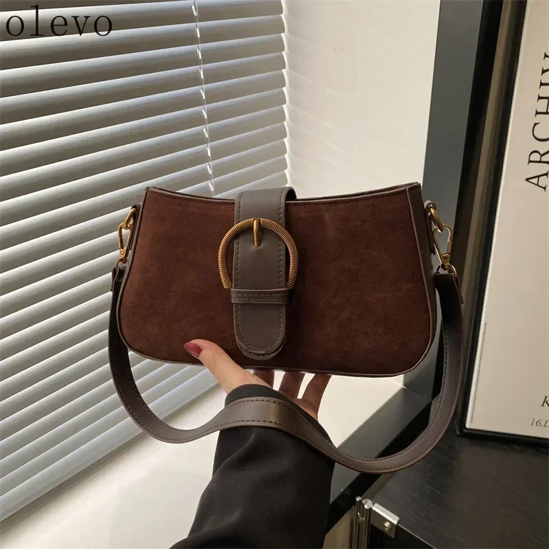 

Женская маленькая квадратная сумка из искусственной замши, модная сумка через плечо на молнии под мышками для повседневного наряда