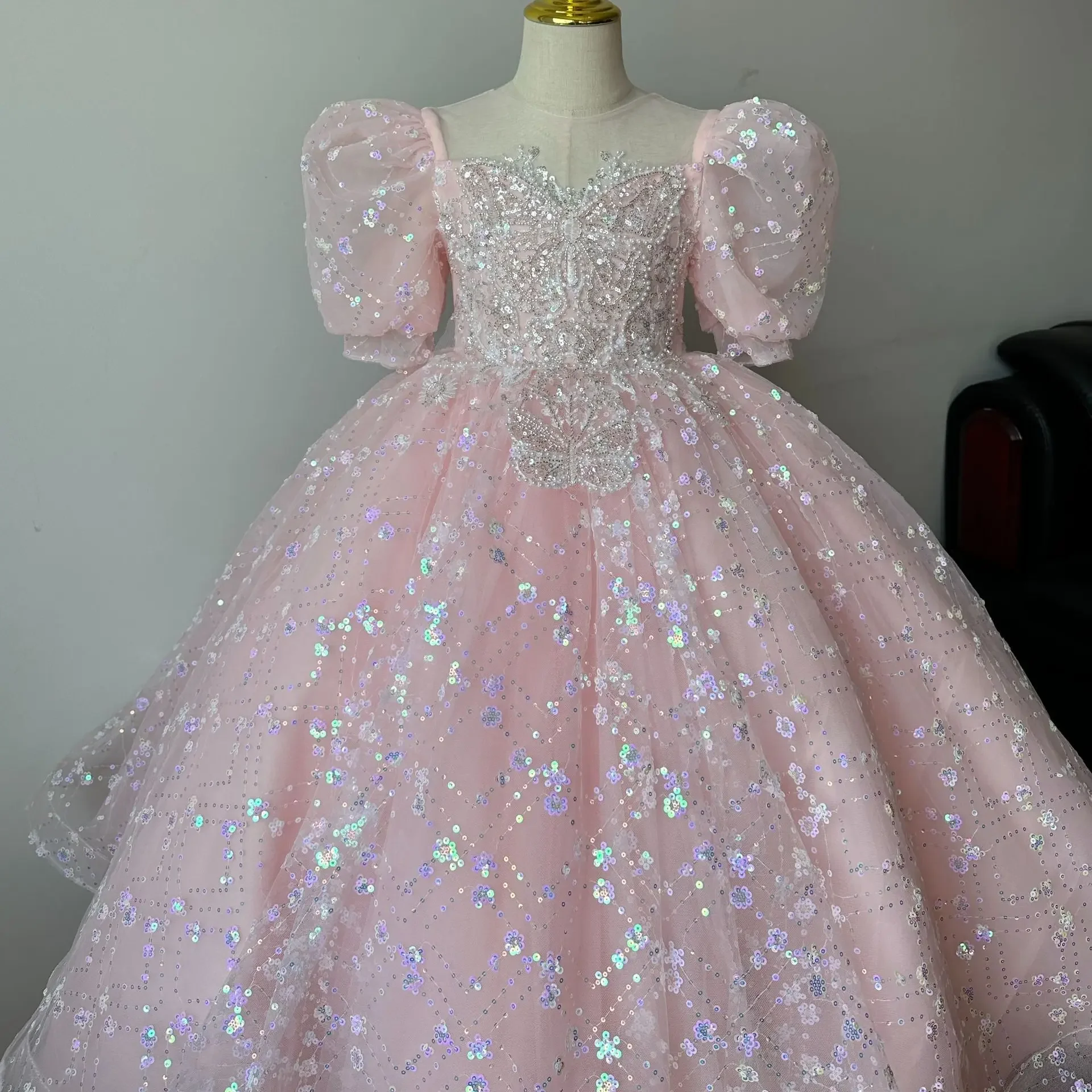 Robe rose à paillettes et perles papillon pour fille, tenue de Rh, de reconstitution historique, d'anniversaire, de princesse, de mariage