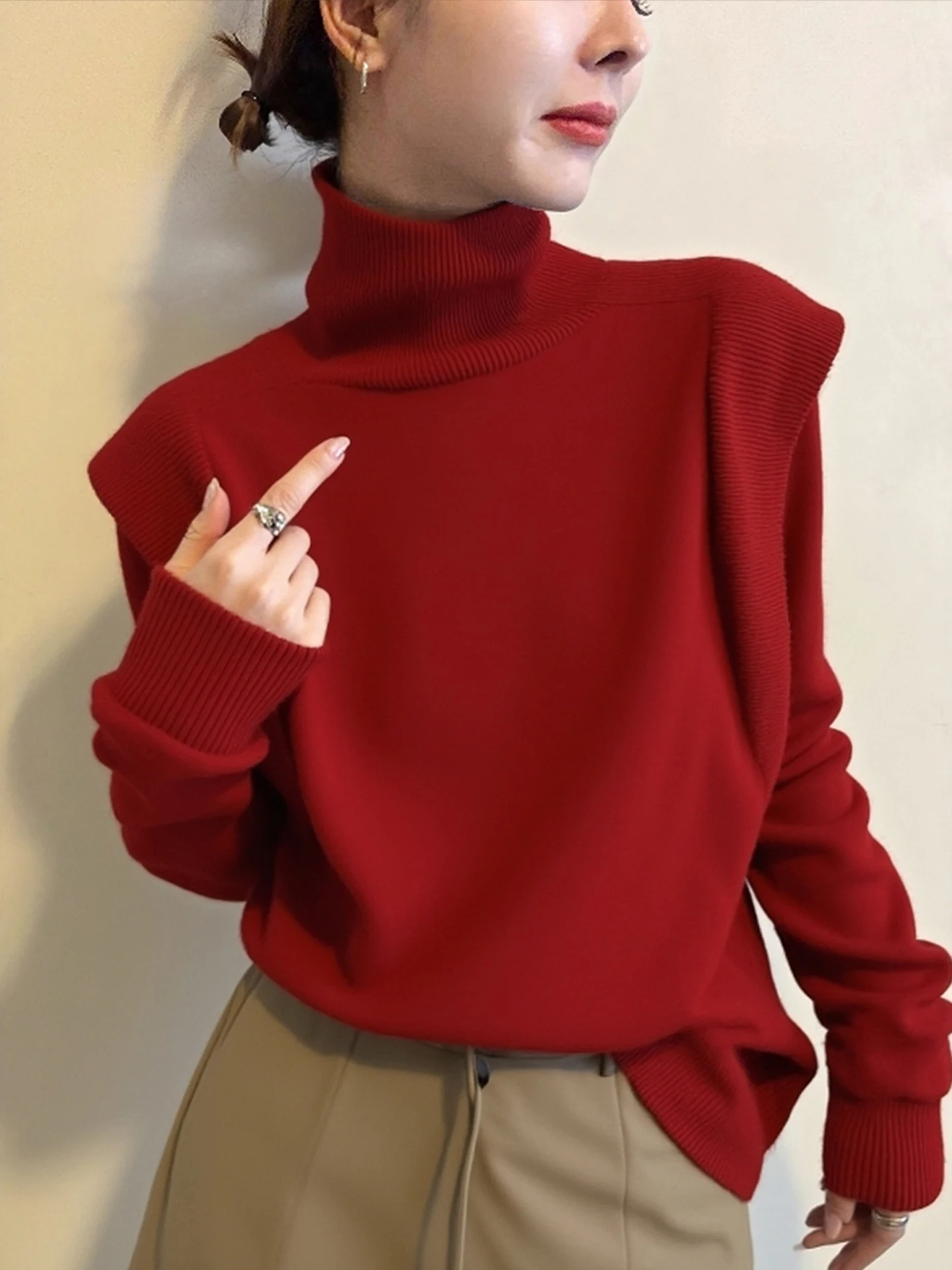 

Christmas Red High Neck Knitted Sweater Soft Cozy Long Sleeve Cherry Red Winter Fashion Women's Cashmere Sweater Korean Style
