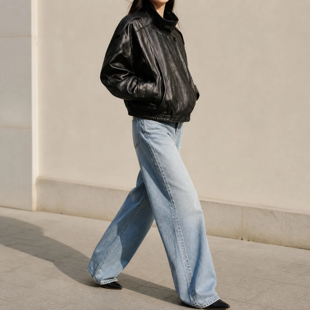 Women's Leather Jacket PU Leather Stand Collar Long Sleeve Zipper Solid Color Regular Fit Women Leather Woman Outerwear with