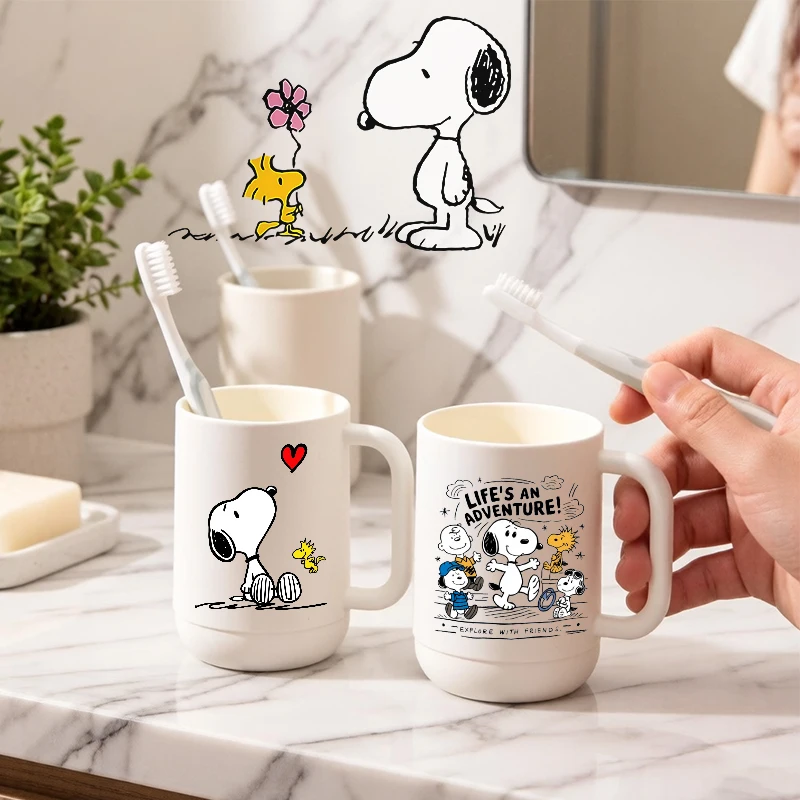 

Cute Snoopys Toothbrush Cup for Woman Kawaii Popular Anime Household Plastic Drinkware Bathroom Mouthwash Kid Girl Water Bottles