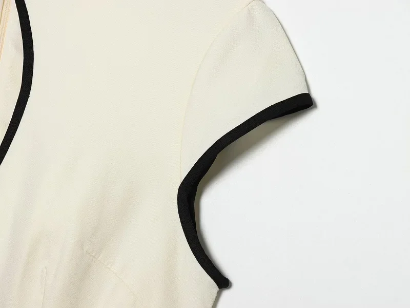 MUJER Ausgeschnittene kurze Kleider für Damen, Sommer-Minikleid im Kontrast-Stil, Partykleider im chinesischen Stil, ärmellose Kleider für Damen – Detail 8