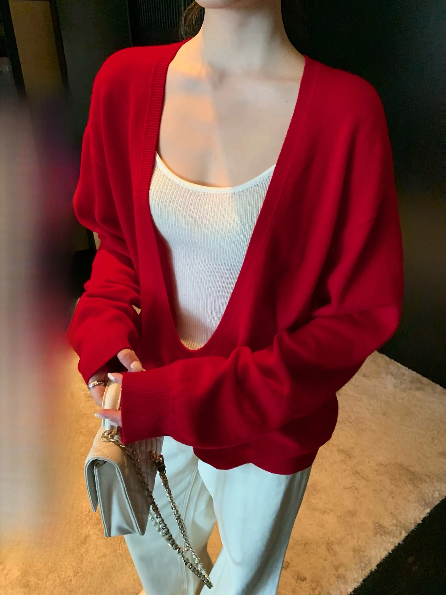 

Женский шерстяной трикотаж Buleng: новый повседневный свитер свободного кроя с глубоким U-образным вырезом и длинными рукавами, однотонный, осенне-зимний, модный