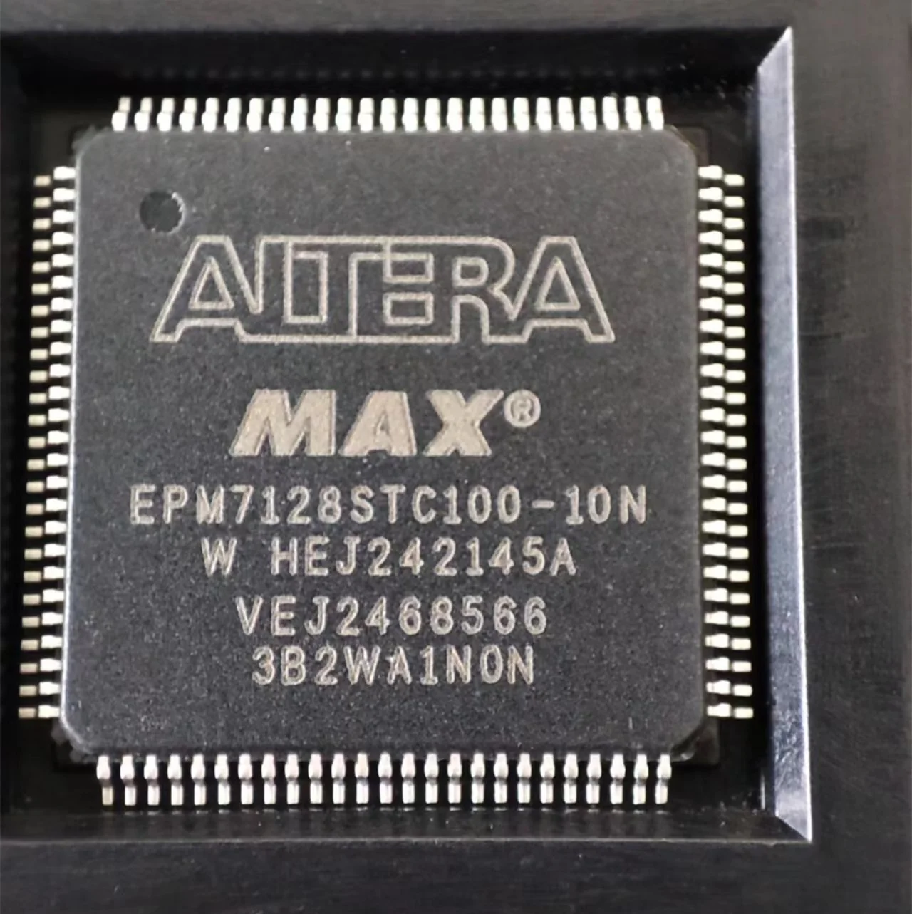 

1 ~ 10 шт./лот EPM7128STC100-10N-15N -6N-7N QFP-100 EPM7128STC EPM7128AETC100-10 100% новый оригинал
