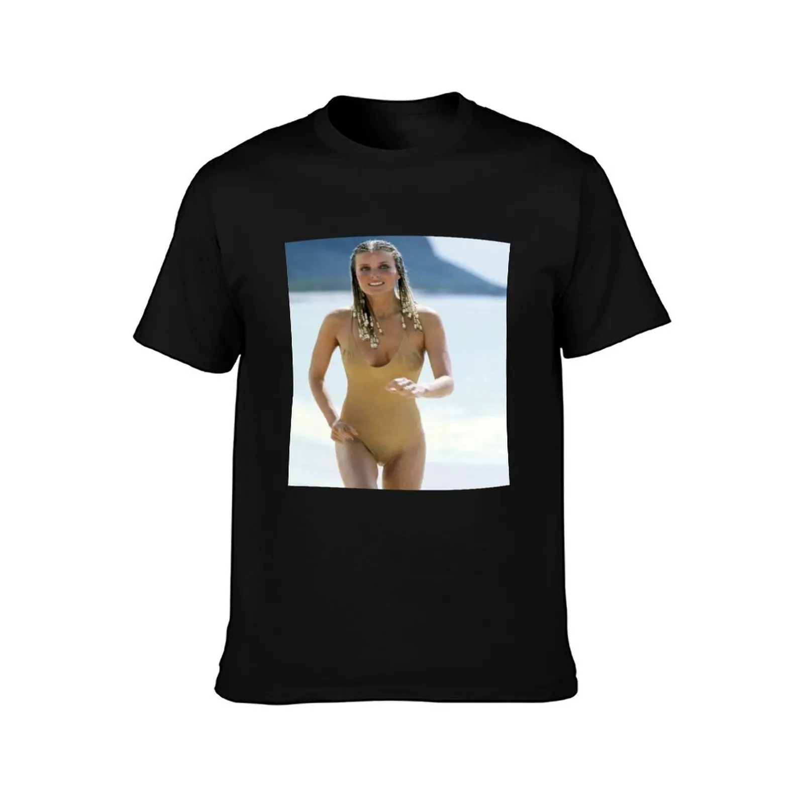 Bo Derek Braids 1979 in Bikini - Vintage Color T-Shirt Casual Basic Short Sleeve T-Shirt