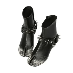 Nitowana klamra paska krótkie botki Punk prawdziwej skóry w trudnej sytuacji buty do połowy łydki metalowy łańcuszek kobiety klamra Chelsea Boots Designer