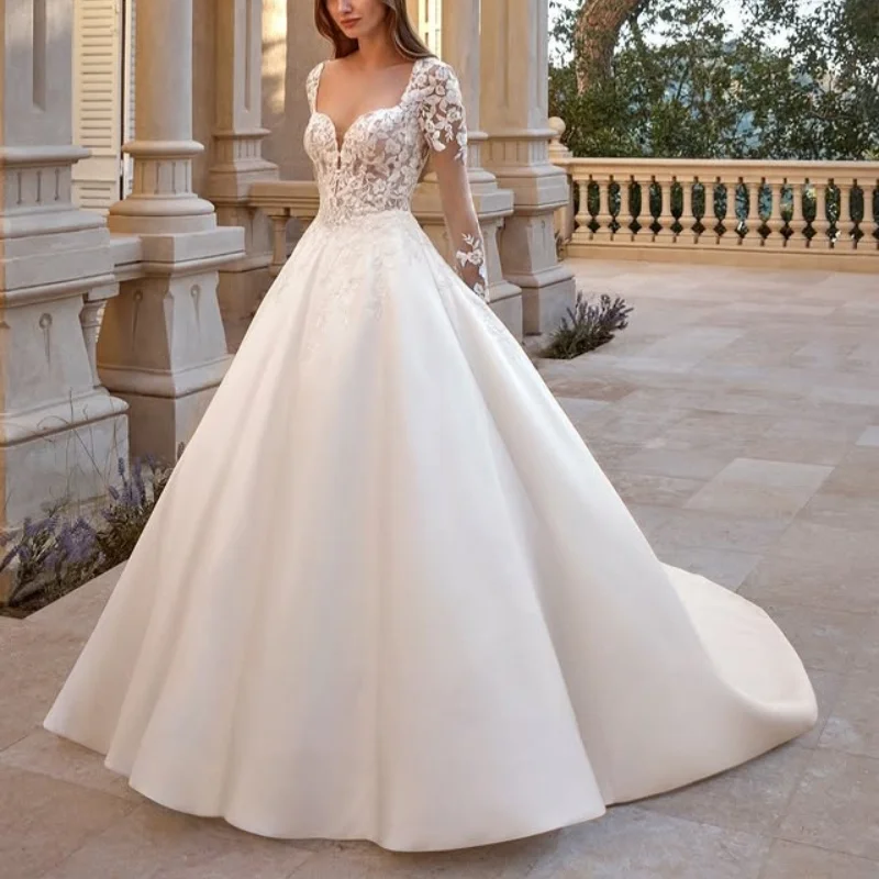 

Customized Simple satin style ivory white V-neck Spaghetti Appliques Wedding Dresses of A-line Bridal Gowns Made Dress