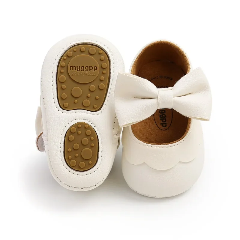 Chaussures à l'offre elles souples en PU papillon pour tout-petits, chaussures de princesse pour bébé, anti-aldes sur fond plat pour filles, nouveau-né, 1-3 ans