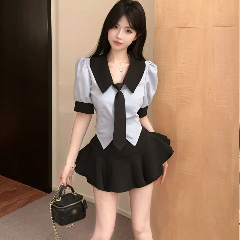 

Hailey Sle ormed Jk orm Set Women's Spicy Waist-Cinching ort-Sved irt High-Waisted Skirt Two-Piece...