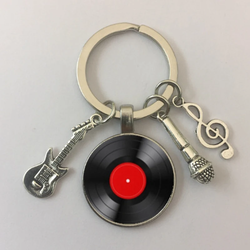 Creative Gramophone Keychain Retro Music Car Car Key Chain Hanging Decor Bag Pendant Accessories Couple Keyring Girl Gifts