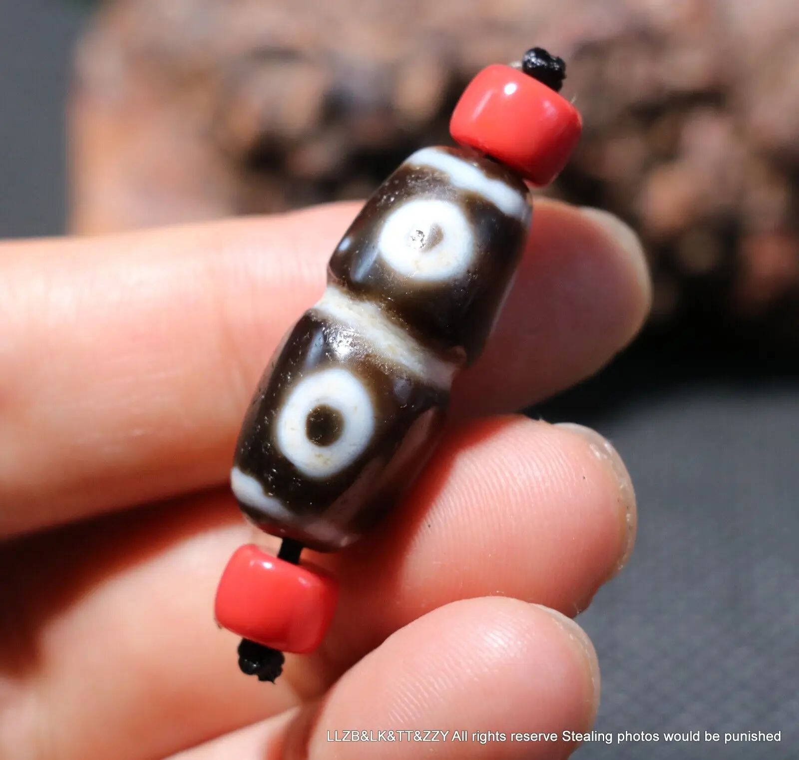 

Power Magic Tibetan old Agate 6 Eyed Healthy totem Root shape dZi Bead FR ZZY1112 UPD210825A1