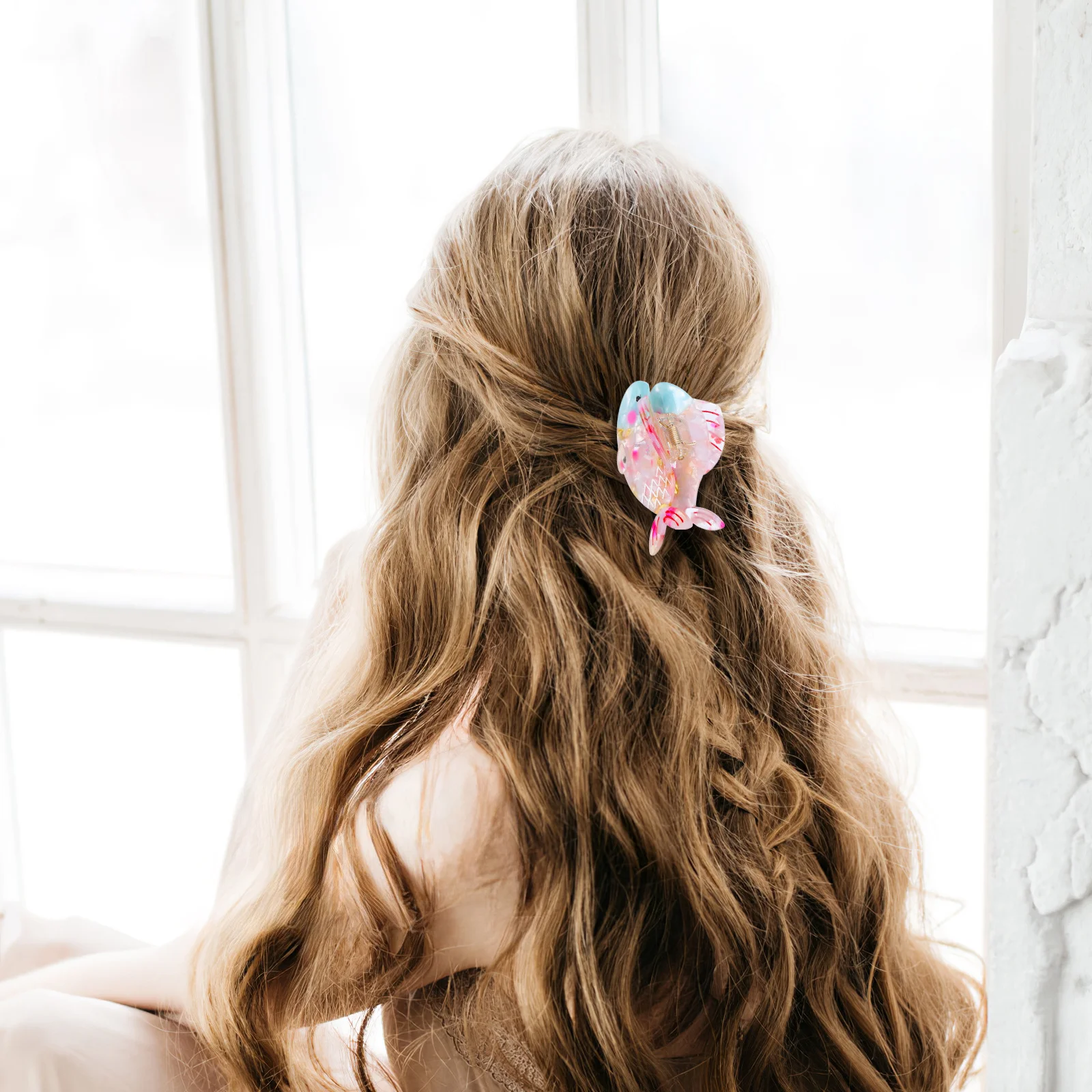 

Заколка для волос в форме рыбы, глянцевая, гладкая, легкая, для укладки, зажим для волос, держатель для хвоста, декоративные аксессуары для волос