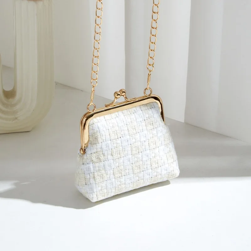 2026 Summer New Rhombus Lattice Women Mini Shell Clip Bag, Trendy Simple Chain Crossbody Shoulder Ladies Small Purse