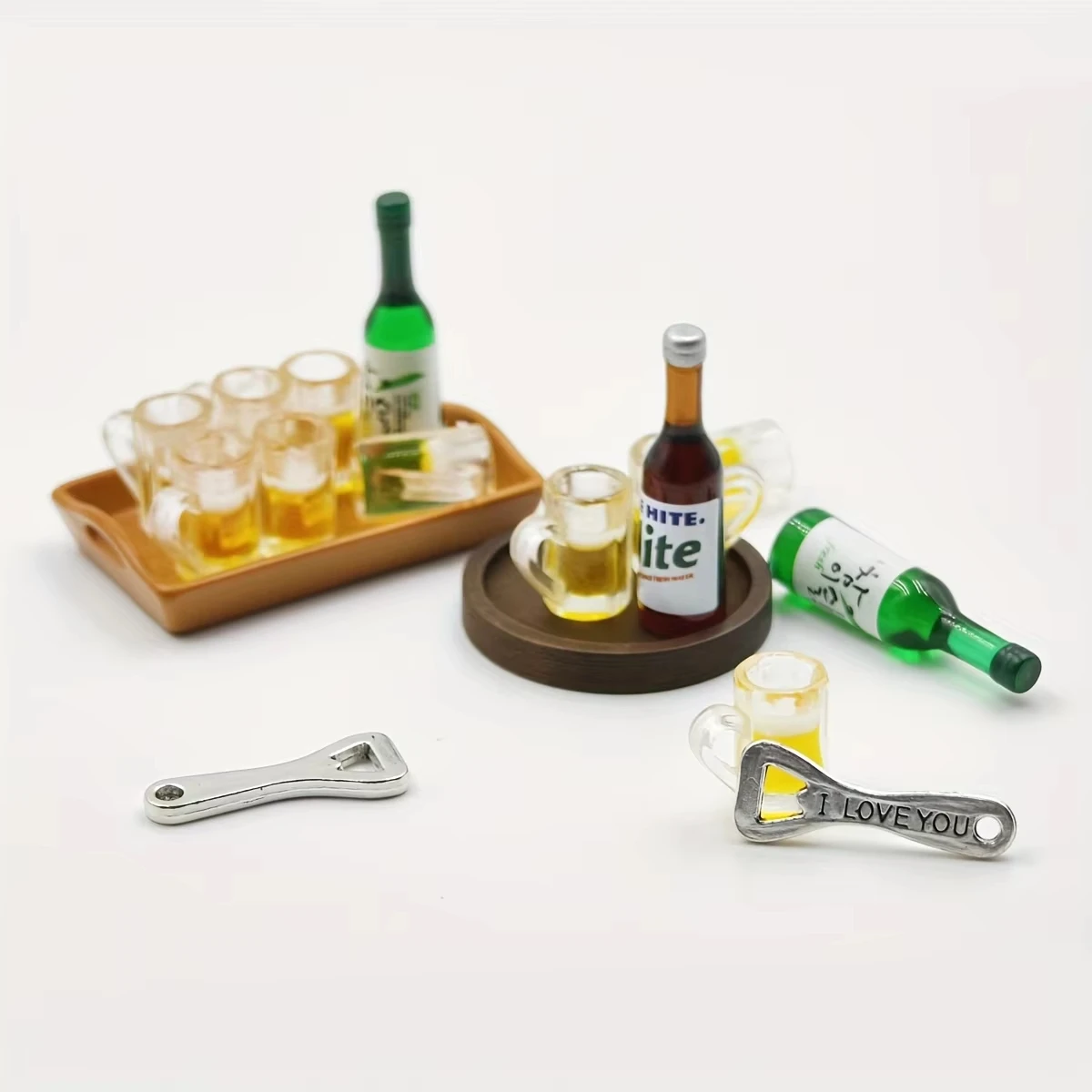1:6/1:12 Dollhouse Beer Mug Model, Dollhouse Accessories, Dollhouse Dining Room Accessory Models, and Photography Props. view 4