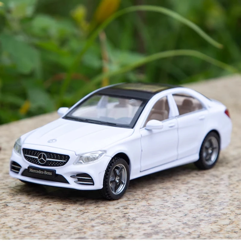 1:32 Mercedes-Benz C260L Car Model Pull Back Acousto-optic Alloy Discast Metal Toys Car goods Model for Children boys A54