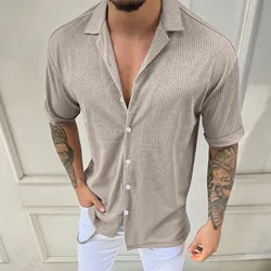 Camisetas de pana de manga corta para hombre, camisa informal de verano con solapa y botones, Top holgado de gran tamaño, ropa sólida