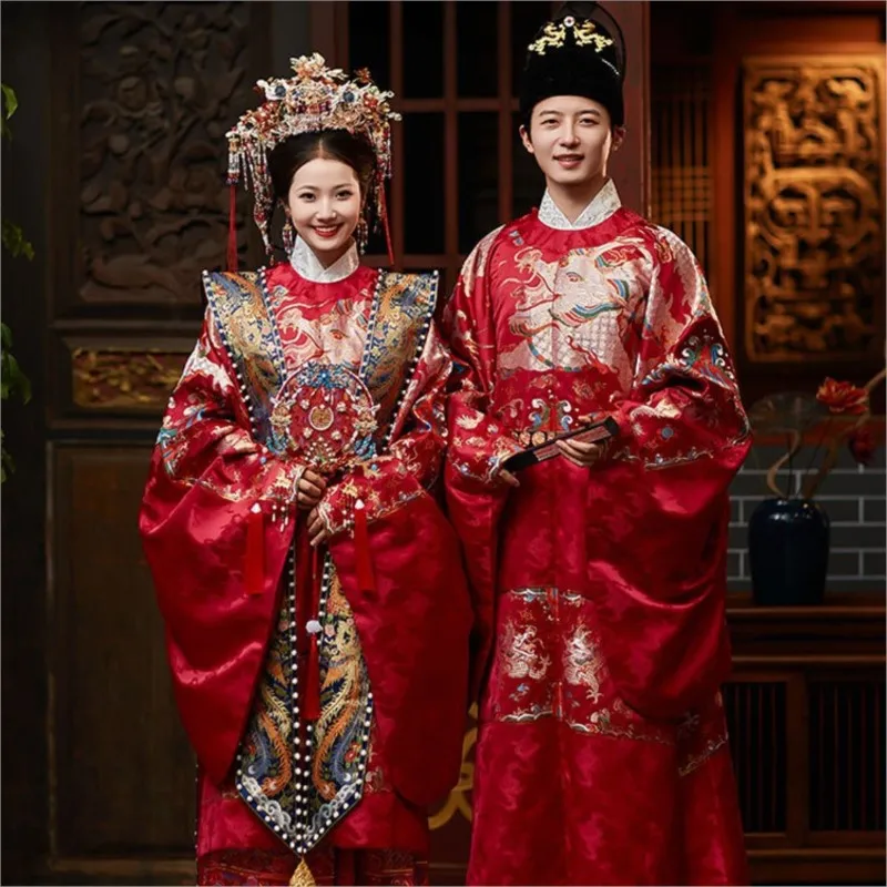 

Новое свадебное платье Хан в китайском стиле с красной накидкой с короной Феникса и тяжелым драконом.