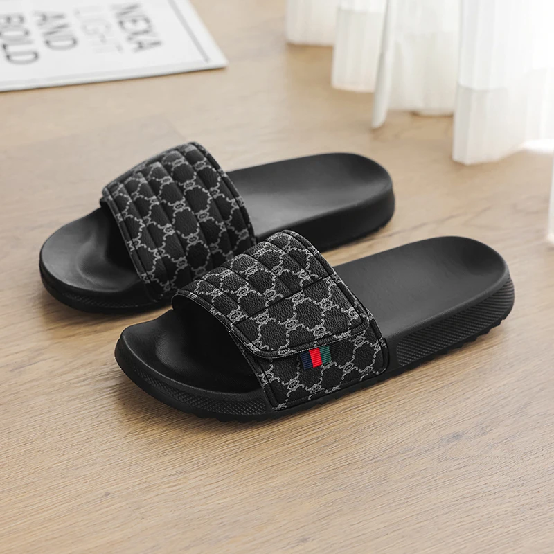 Men's Printed Skateboard Sandals Casual Non-Slip Thick-Soled Slippers Fashionable Summer Beach Indoor and Outdoor Home Shoes