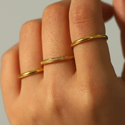 Anéis delicados sem manchas, anéis de junta banhados a ouro 18k de aço inoxidável para mulheres, anéis de ouro minimalistas à prova d'água para mulheres