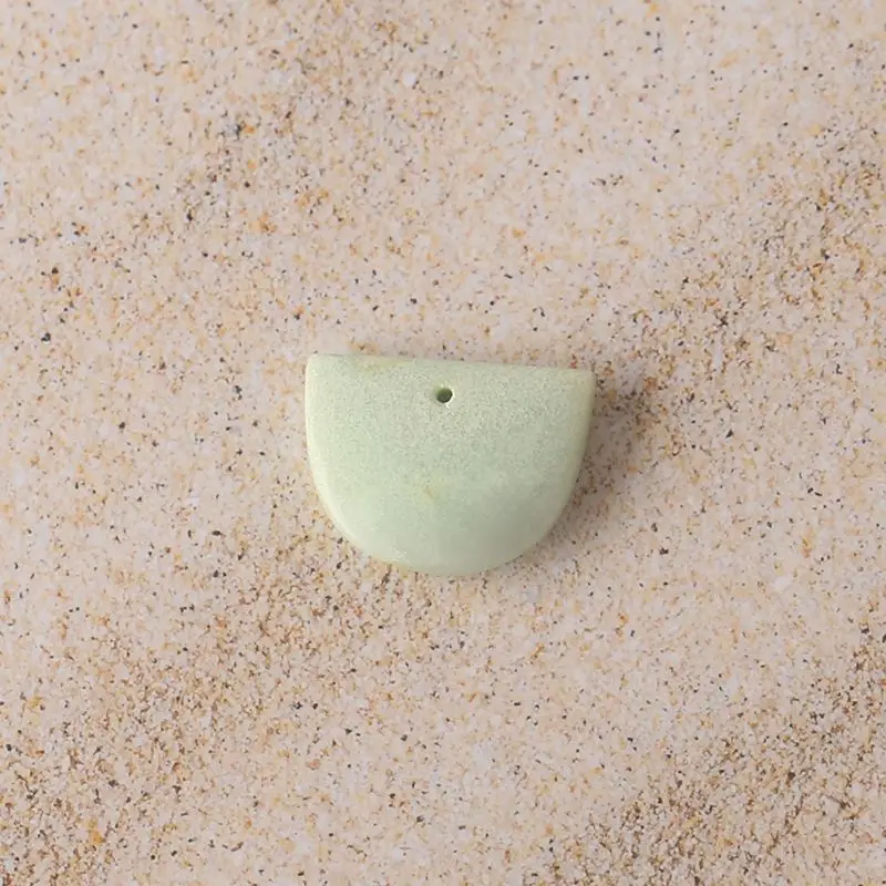 

B&F Handmade Chrysoprase Pendants Natural Stone Beads Unique Jewelry DIY Earring Beads 15x21x5mm-2.4g