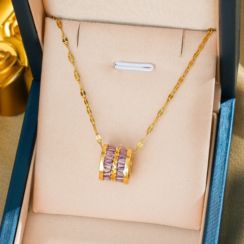 Accesorio de cadena de clavícula con incrustaciones de diamantes, collar de acero de titanio con cintura grande dorada