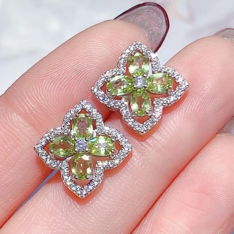 

Серебряные серьги-гвоздики с драгоценными камнями, 4х3 мм, натуральный перидот, с сертификатом, подлинные ювелирные изделия из серебра 925 пробы с перидотом