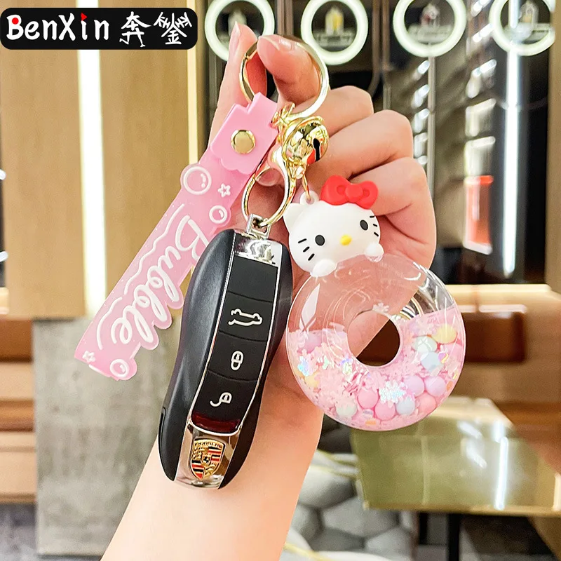 قلادة سيارة على شكل سلسلة مفاتيح من مينسو دونات، حقيبة زجاجات رملية صغيرة، قلادة حلقة سلسلة مفاتيح