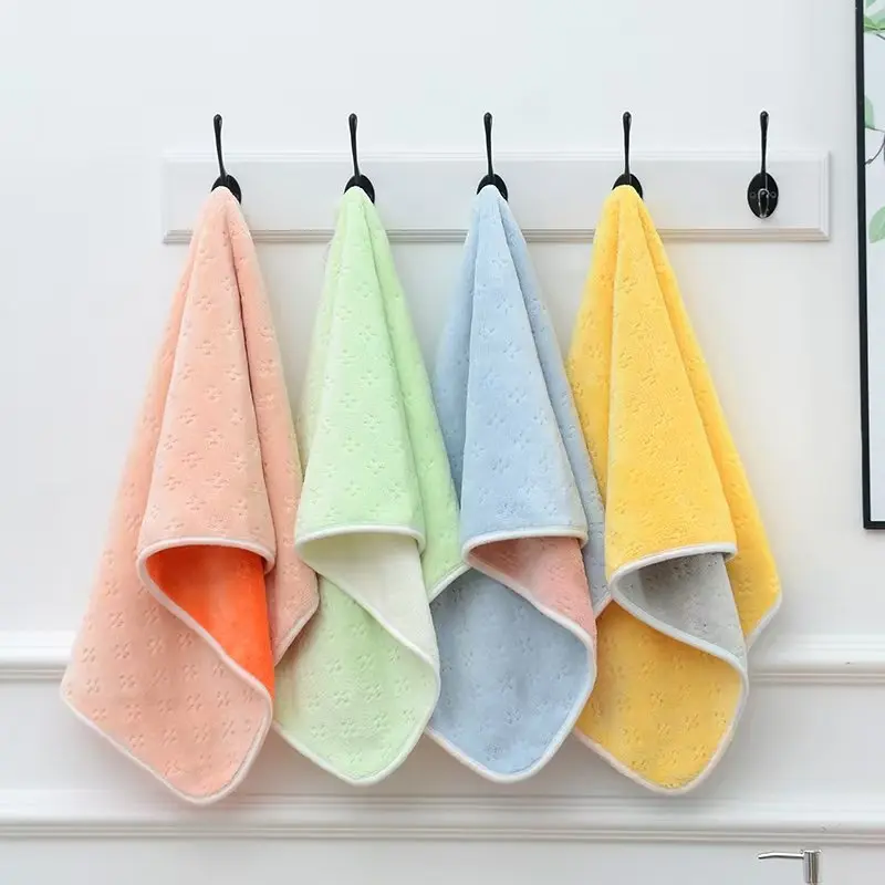 Two-sided Two-color Coral Fleece Towel Super Soft Quick Absorbent Bath Towel Multi‑color Skin‑friendly Household Towels Bathroom