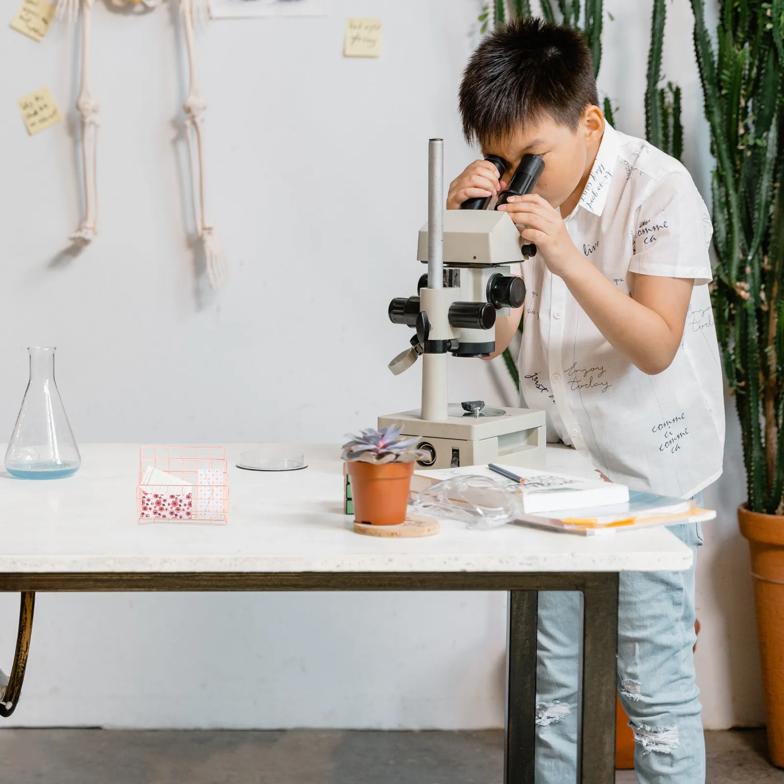 

Настольная металлическая подставка для файлов, 3-ярусный органайзер для журналов, для дома, офиса, школы, библиотеки, подставка для книг, решение для хранения