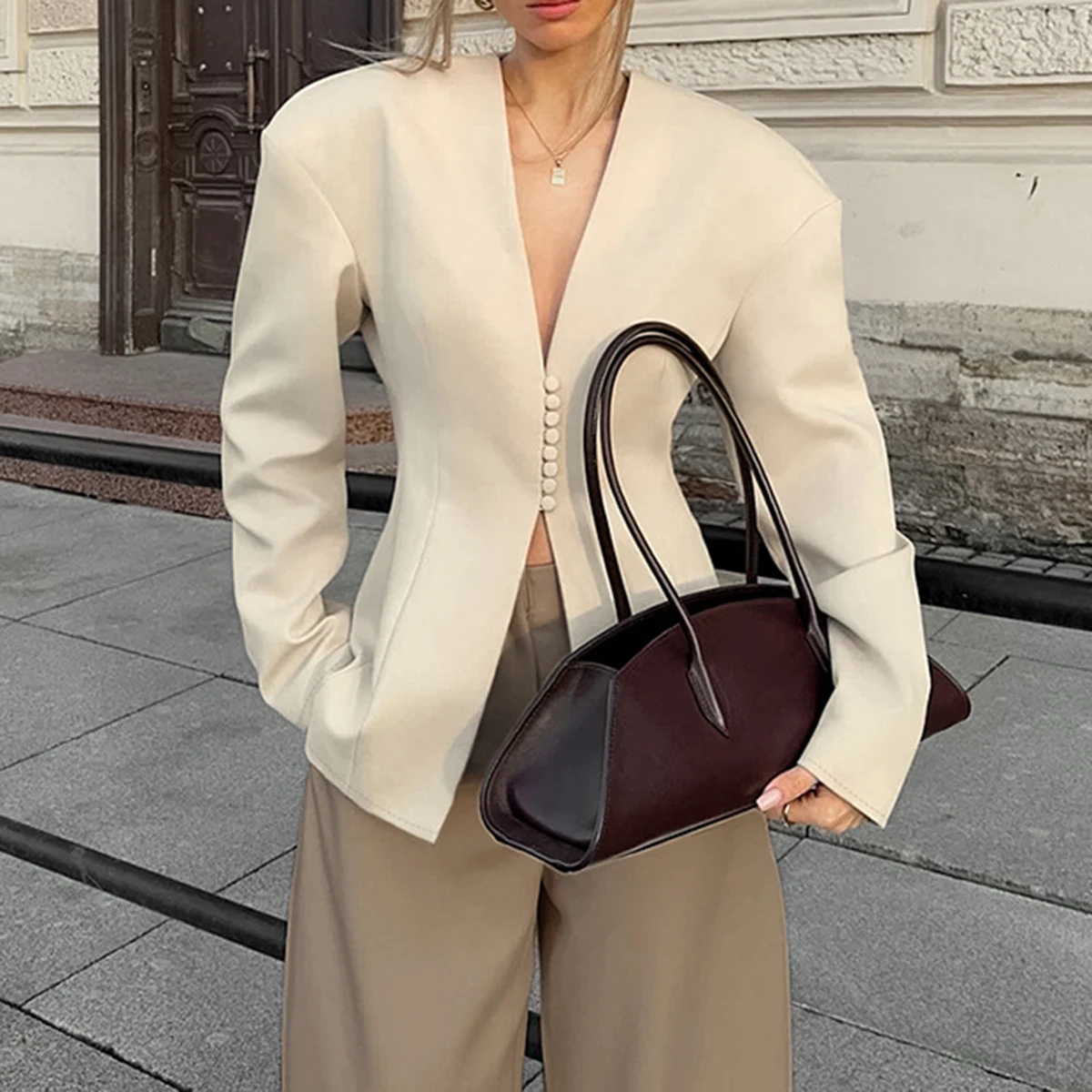 

2026 Spring Autumn Slim Fit V-Neck Long Sleeve Suit Jacket For Women Trendy Street Style Apricot Casual Blazer Cardigan Jacket