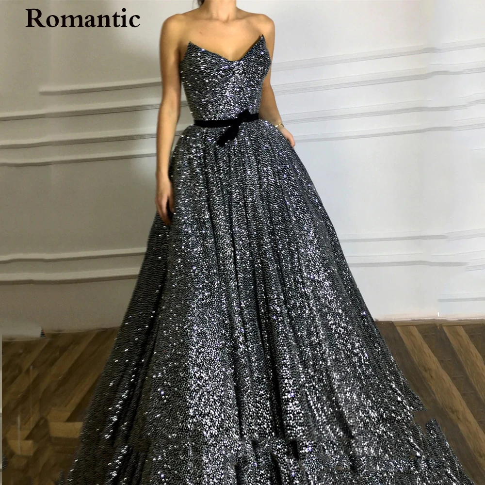 Romantic A Line Black Glitter Tulle Evening Dress Strapless Sleeveless Floor Length Black Ribbon Belt Low Back Plus Size 2033