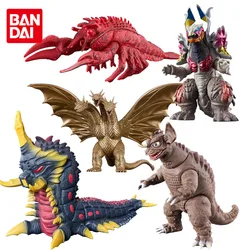 Bandai originale Ultraman Blazar Godzilla Earth Garon Baragon Ebirah King Ghidorah Monster Anime Action Figures giocattoli regalo per bambini