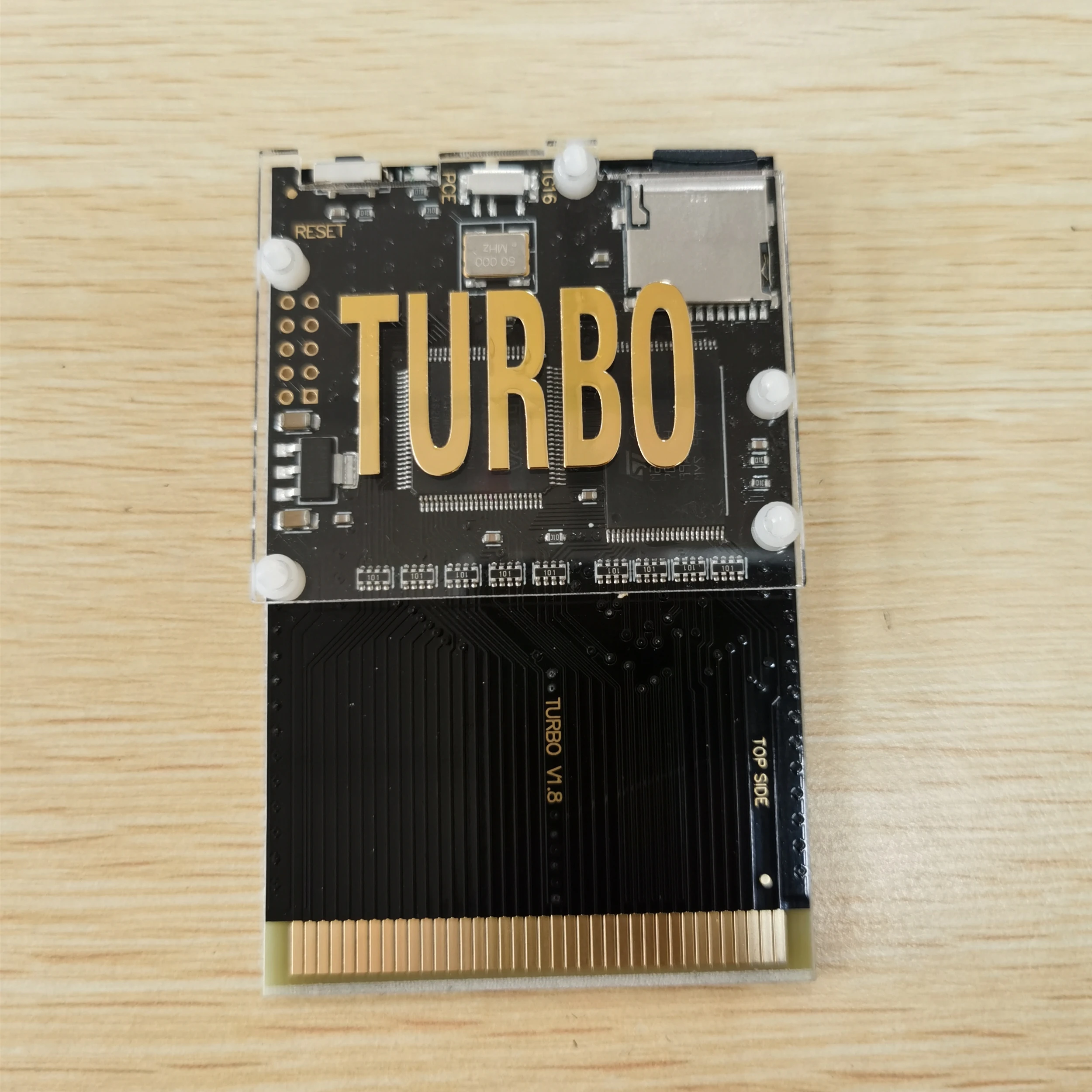 محرك كمبيوتر Pce توربيني Grafx 16 وحدة تحكم في الألعاب وجهاز Gt محمول باليد 700 في 1 بطاقة ألعاب يدعم محرك Pcengine