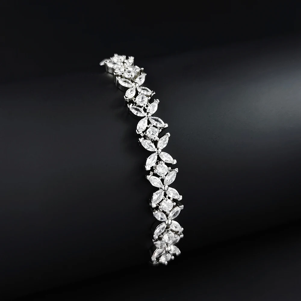 2024 New Fashion Silver Color Leaves Adjustable Bracelet Bangle for Women Anniversary Gift Jewelry Wholesale S6058