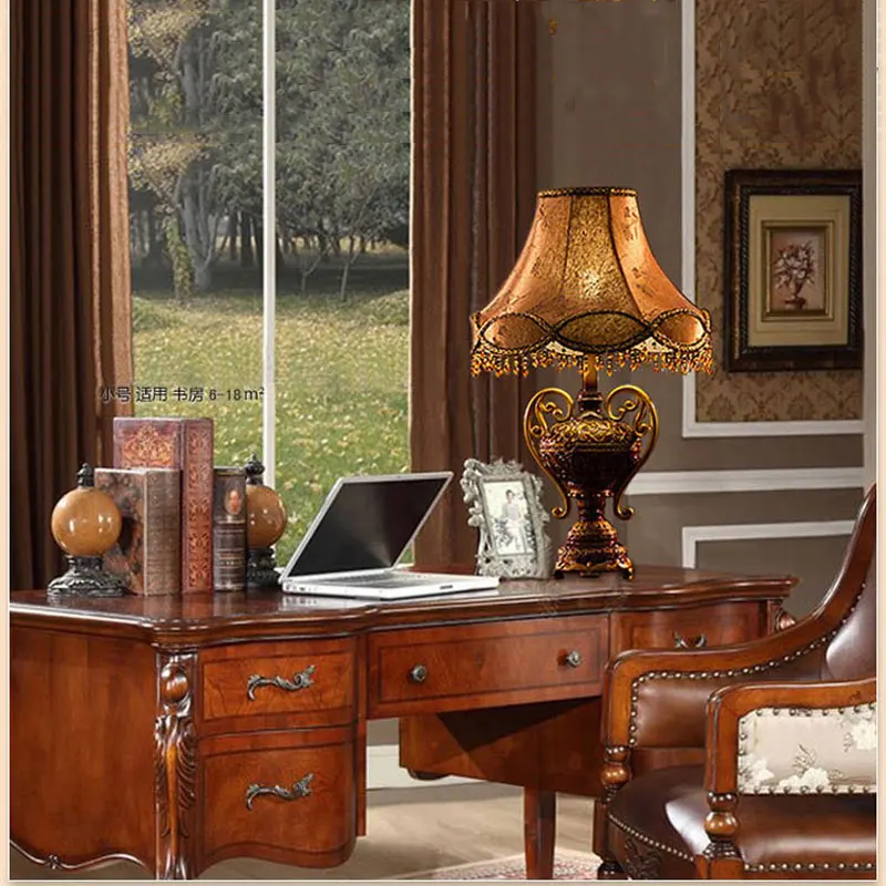 Imagem -04 - Estilo Europeu e Americano Lâmpada de Mesa Quarto Retro Abajur de Pano de Cabeceira Luxurious Living Room Decoration Estudo