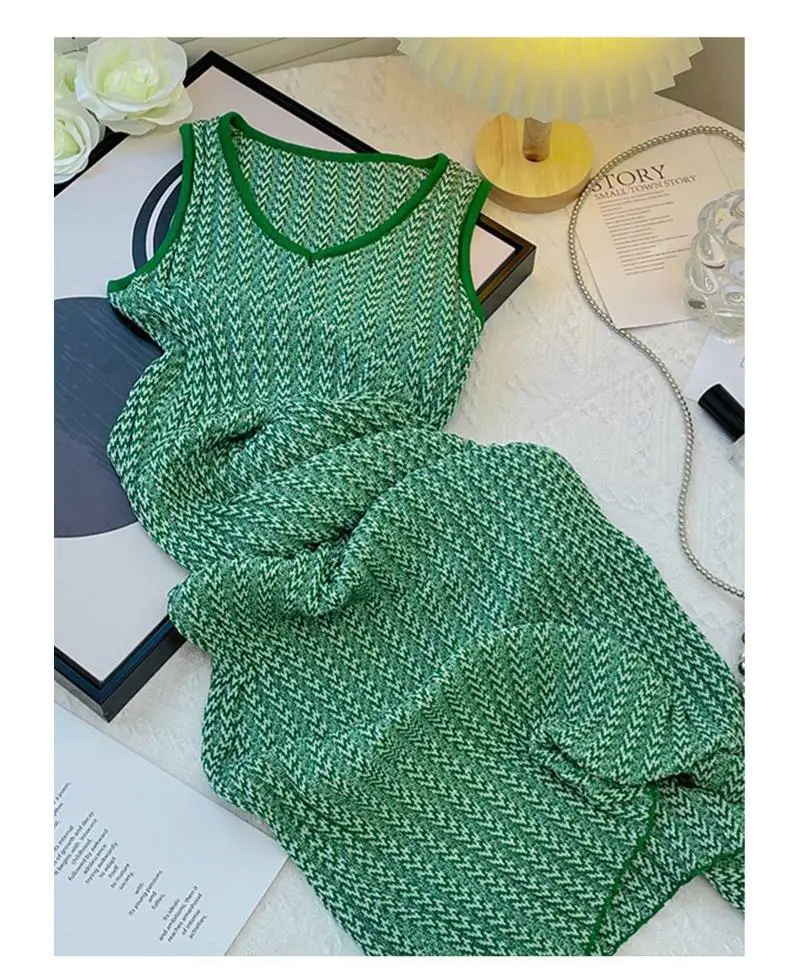 

Knitted Sleeveless Dresses Woman Summer Womens Fall Old Money Printed Mock-Neck Stripe Curved Front-Open Hollowing High Neck Hem