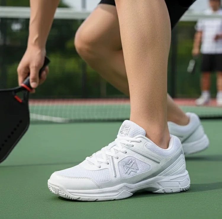 

Classic Brand Badminton Shoes for Couples Summer Tennis Shoes Men Breathable Indoor Court Shoe Non-Slip Gym Training Shoes