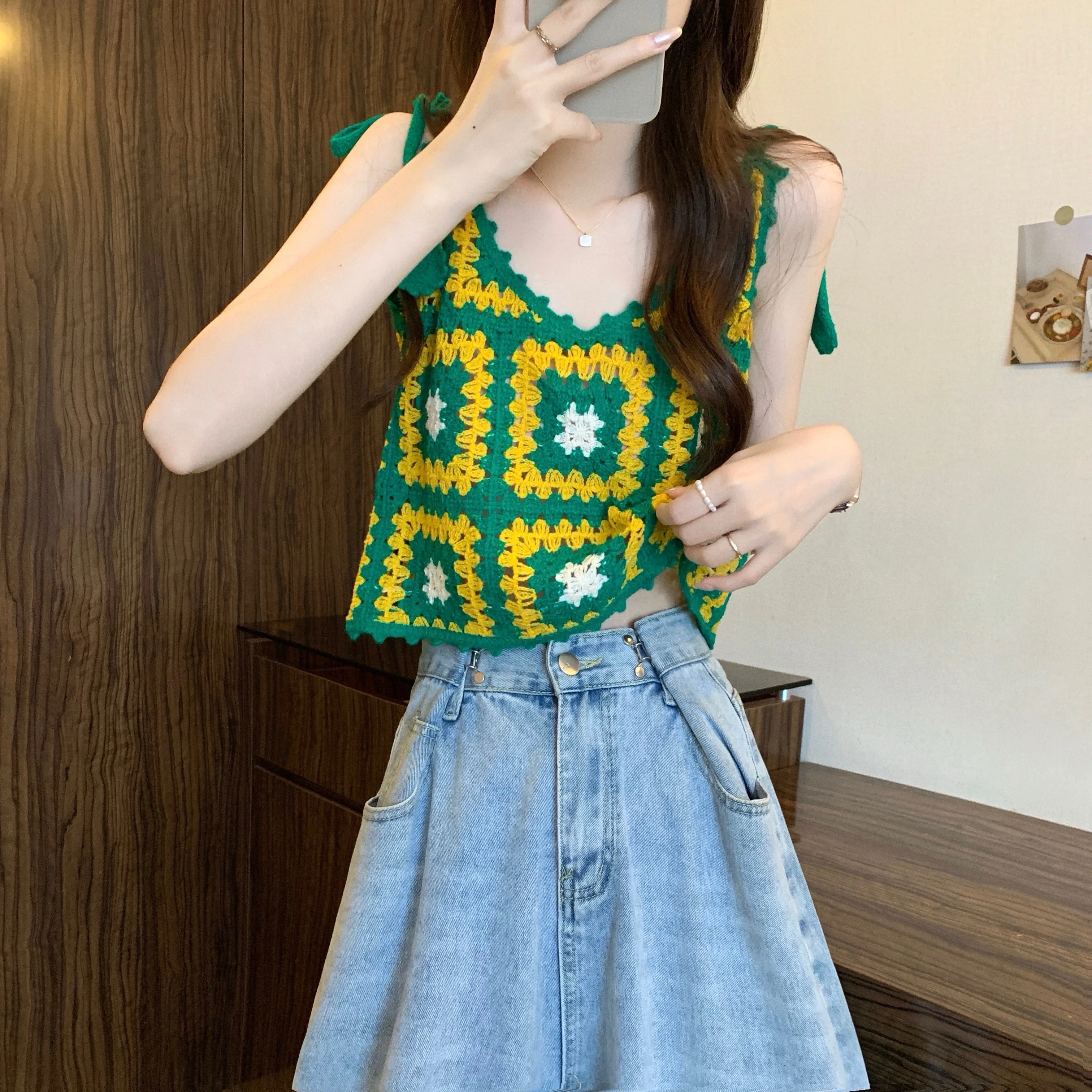 Boho Crochet Top Open Knit Tie Strap Crop Camis for Women Teengirl Granny Square Top Vintage Fairycore Summer Outfit