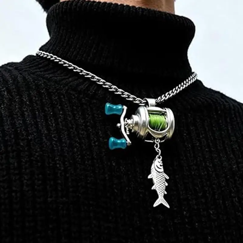 Mini-Angelrolle als Halskette mit drehbarem Griff und beweglicher Schnurführung, Spinnrolle als Schlüsselanhänger oder Rucksackanhänger für Angler – Detail 7